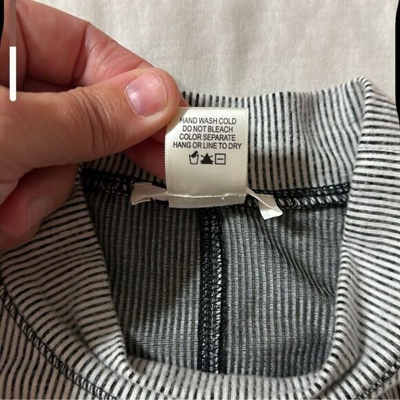 Urban Romantics L Mock Neck Silver Gray Cozy Comfy Long Sleeve Boxy Fit Top - Picture 10 of 11